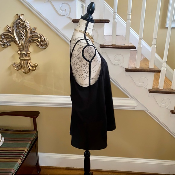 Adrienne peep hole cami tunic top - Picture 4 of 6